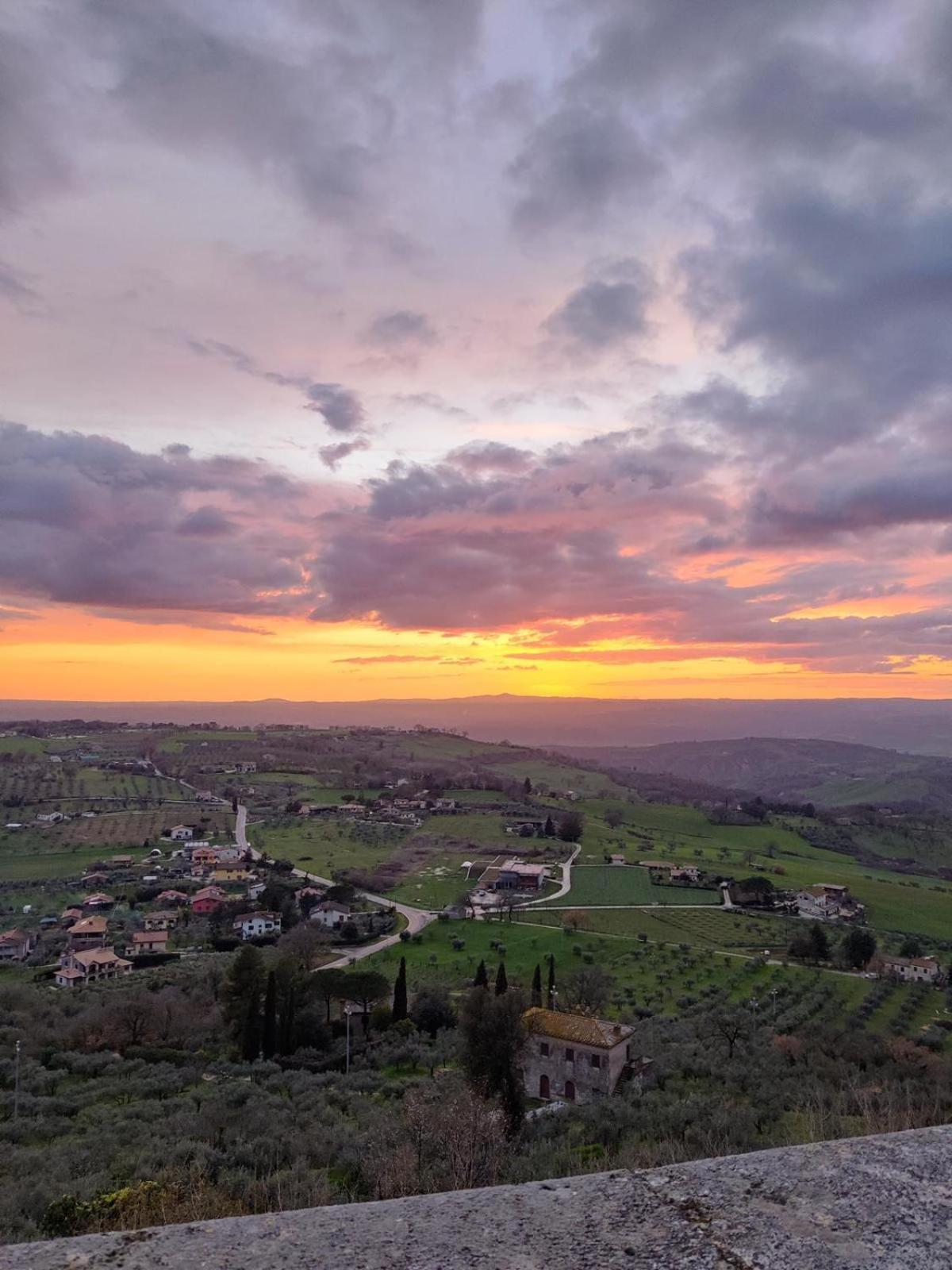 Il Nido Dell'Aquila-Lugnano In Teverina 外观 照片